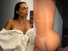 Fernanda Campos fazendo sexo na posição de lado