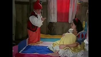 Branca  de  neve  e os sete  anões  gratuito  brasileira