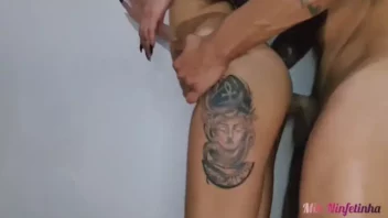 Mih novinha fudendo gostoso anal em pé